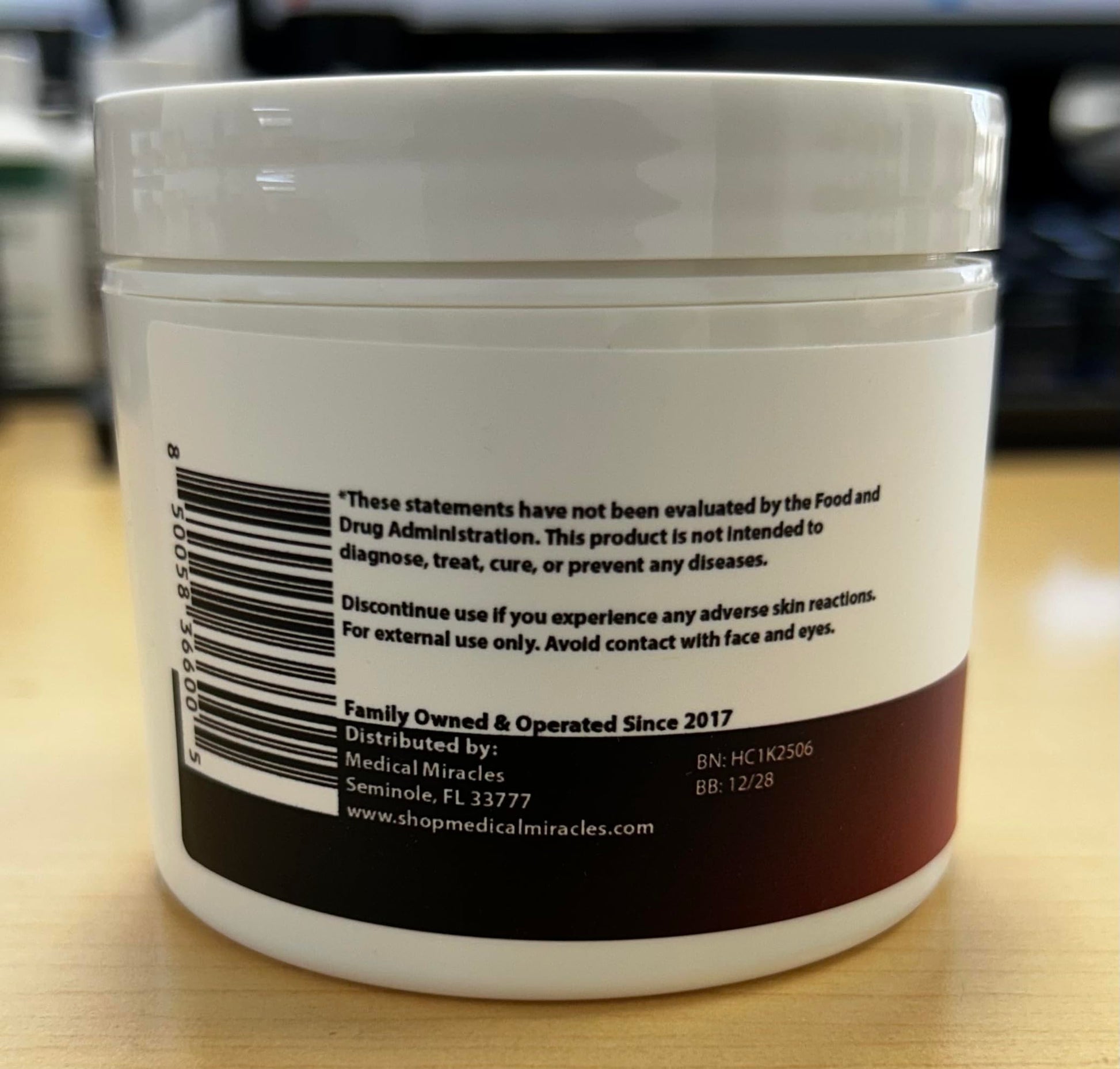 Medical Miracles Hemp Cream - Ideal for Hips, Joints, Neck, Back, Elbows, Fingers, Hands, and Knees (1000mg) Now NEW 4OZ Size Medical Miracles Au supplements