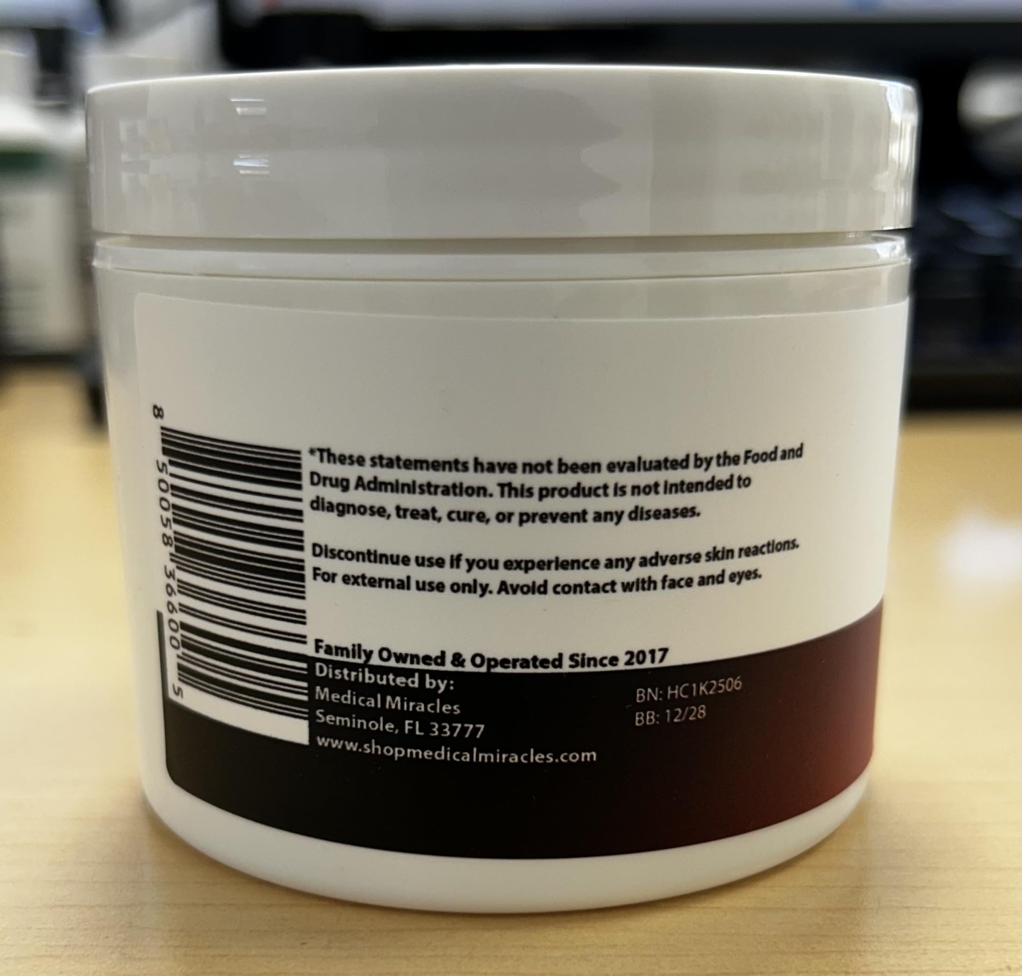 Medical Miracles Hemp Cream - Ideal for Hips, Joints, Neck, Back, Elbows, Fingers, Hands, and Knees (1000mg) Now NEW 4OZ Size Medical Miracles Au supplements