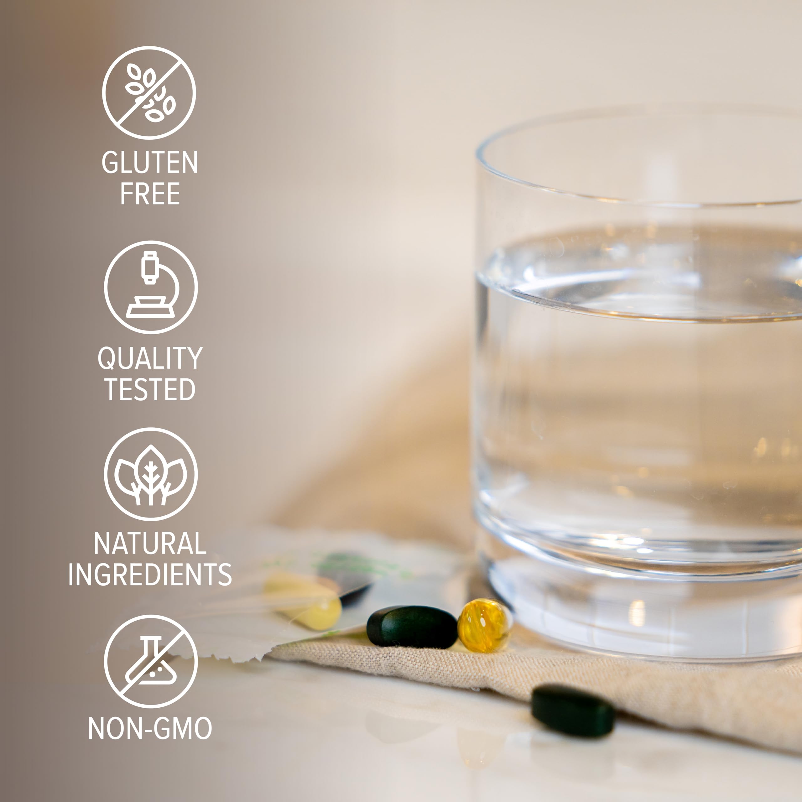 Complete Essentials™ Daily Pack for Men - Balanced Micronutrients for Optimal Women's Health & Performance - Antioxidants to Fight Oxidative Stress - Convenient Individual Packs - 30-Day Supply Isagenix Au supplements