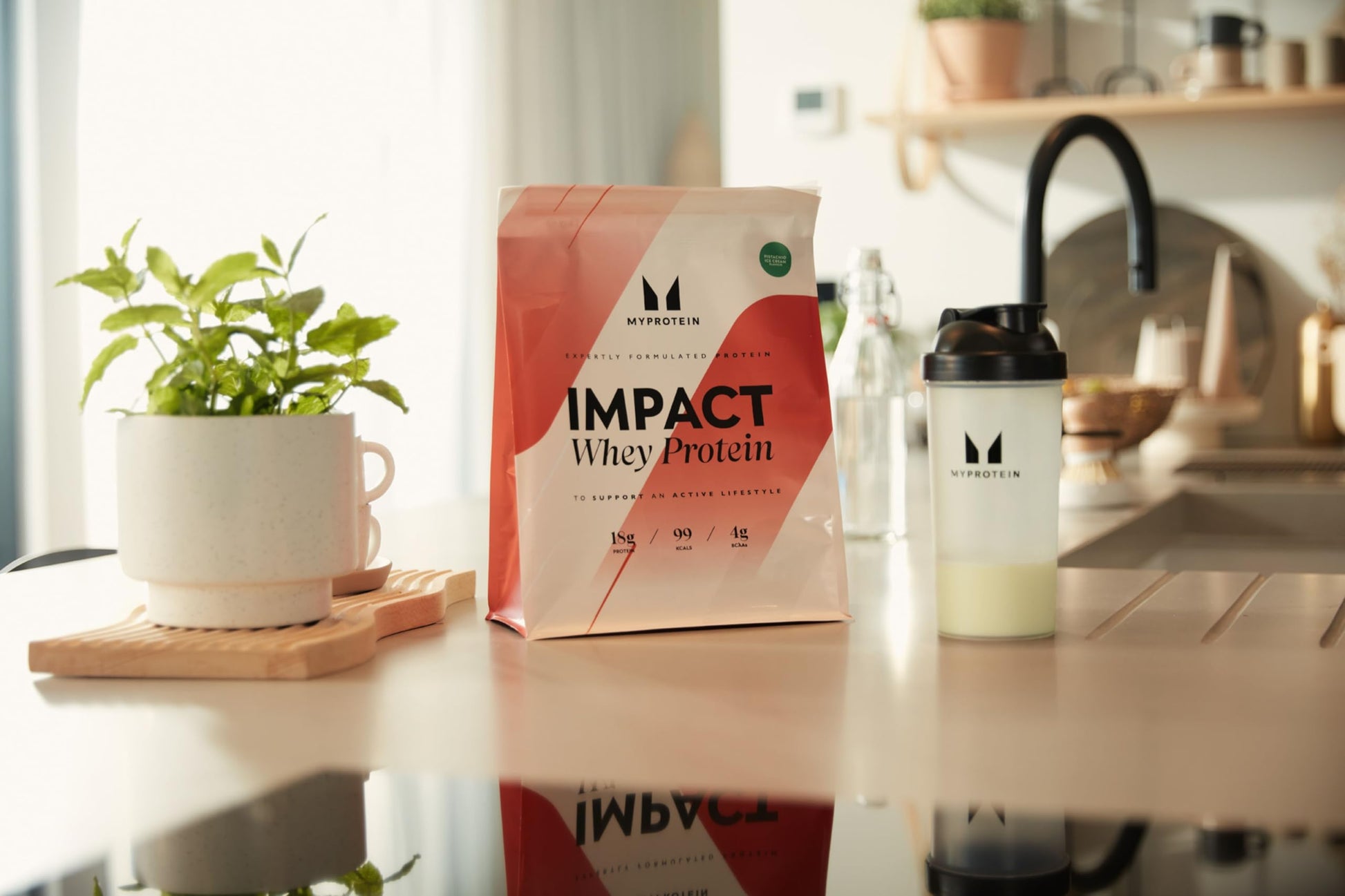 MyProtein Impact Whey Protein - Vanilla 1kg - 40 Servings Myprotein Au supplements