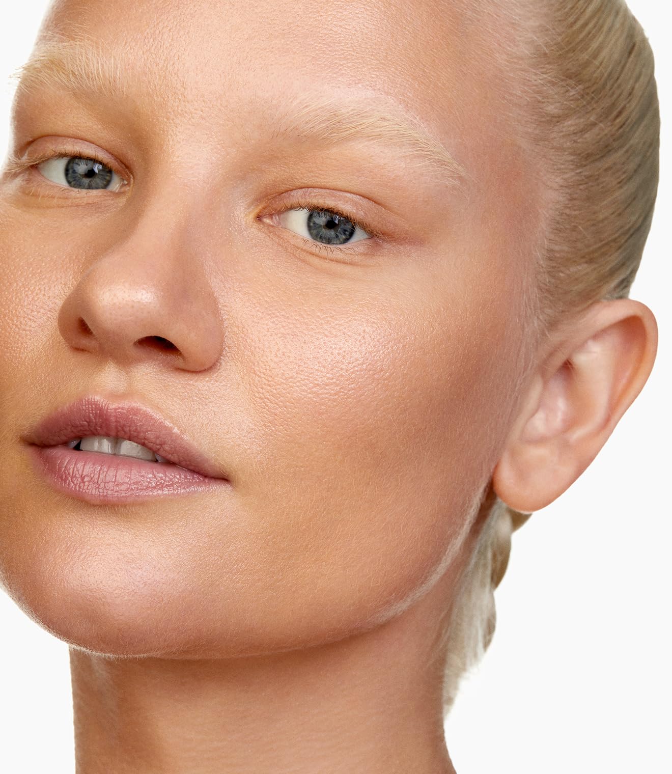 MAKE Beauty Diffusion Dew Skin Tint. Sheer to Medium Coverage Radiant Finish. Blurring, Smoothing, and Brightening for Glowing Complexion. Enhanced with Niacinamide and Adenosine. Tan 06 MAKE Au supplements