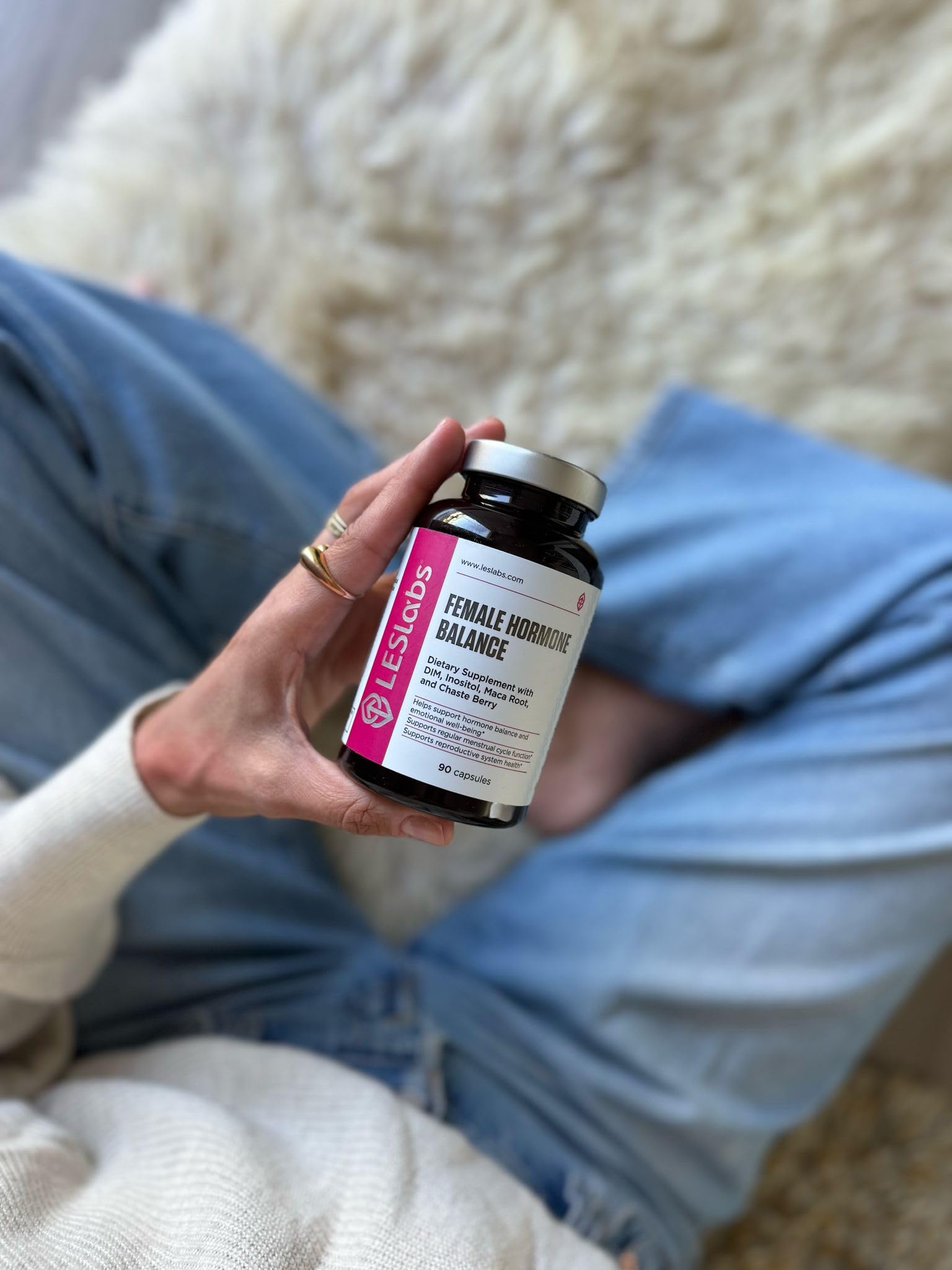 LES Labs Female Hormone Balance Supplement – Hormone Support for Women with Inositol, DIM, Vitex, Chaste Tree, Vitamin B6 & Folate – Menstrual Cycle & Fertility Support – 90 Capsules – Non-GMO LES Labs Au supplements