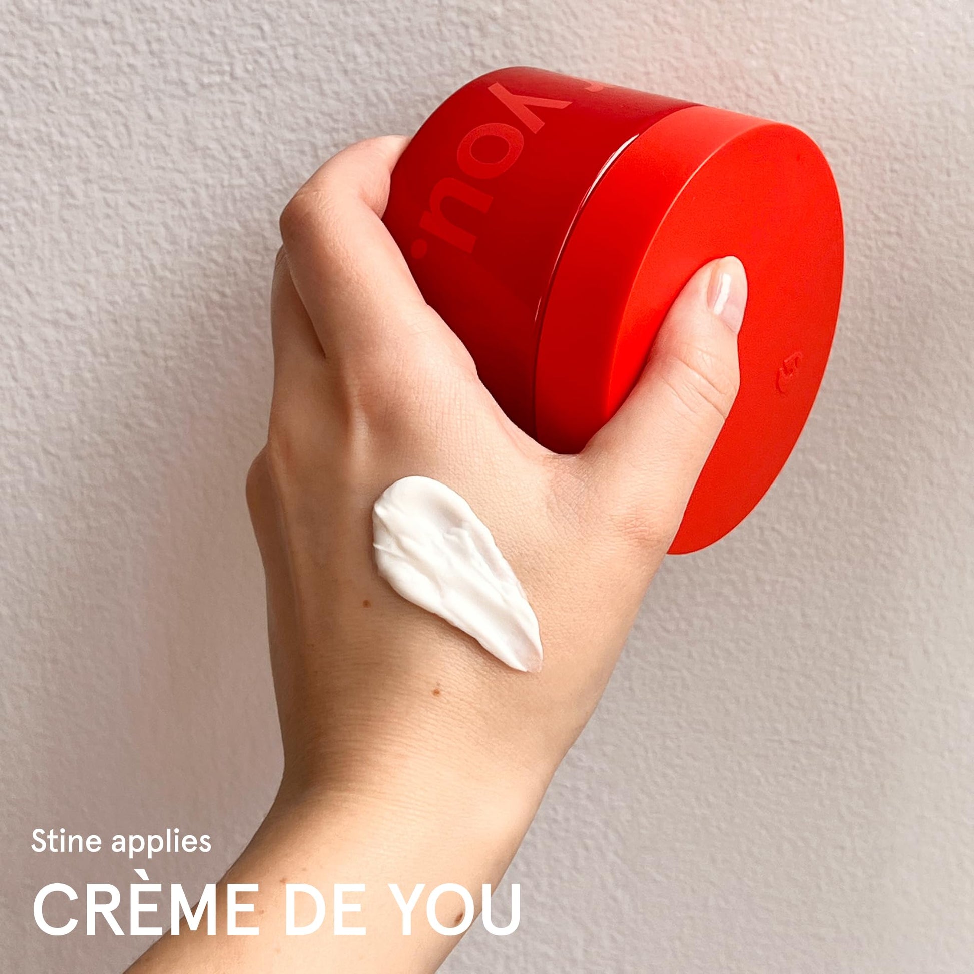 Glossier Crème de You Dry-Touch Body Butter - Signature You Fragrance Scented Body Cream for Dry Skin & 24 Hour Hydration - Shea Butter & Jojoba Oil - Warm & Spicy - Dermatologist-Tested, Vegan, 215ml Glossier Au supplements