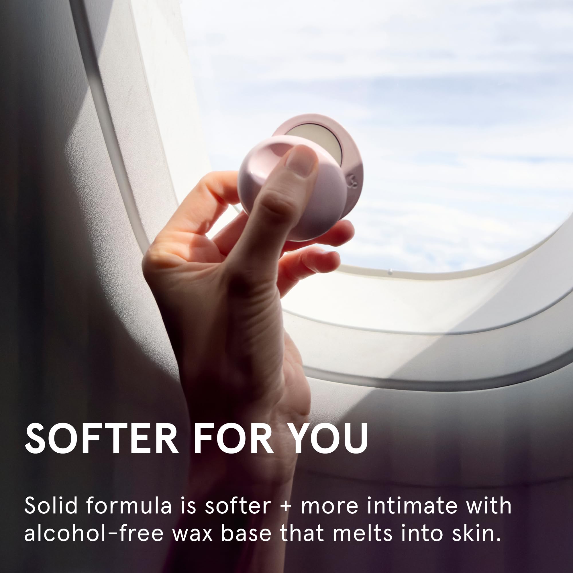 Glossier You Solid Perfume - Unisex Fragrance for Women & Men in Refillable Compact, Alcohol-Free Balm Melts Into Skin - Buildable Warm & Spicy Scent Pink Pepper, Iris, Ambrox - Travel-Friendly, 3g Glossier Au supplements