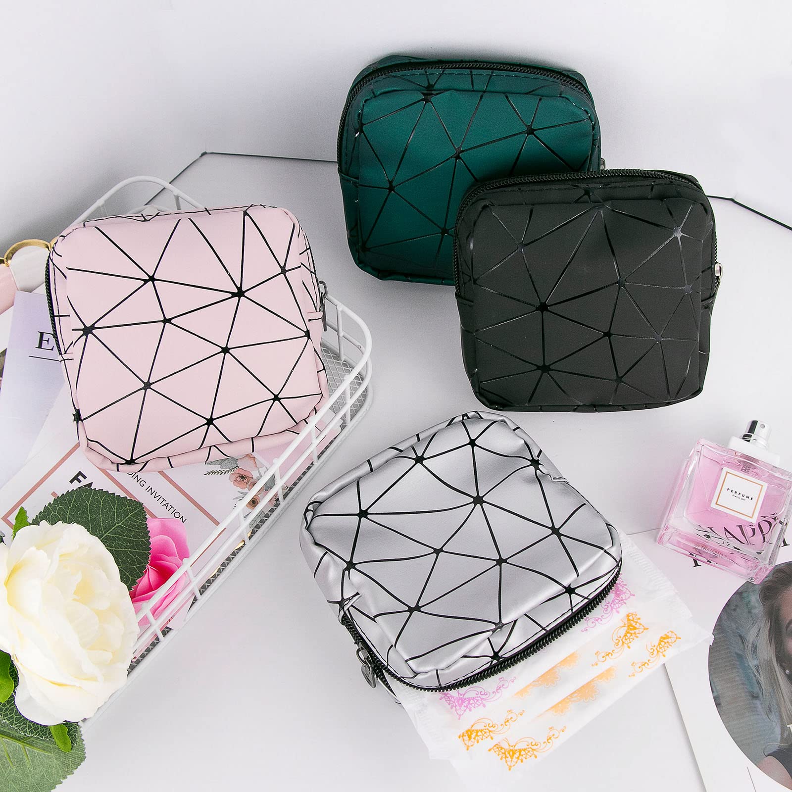 Sanitary Napkin Storage Bags 4PCS Menstrual Cup Pouches Nursing Pad Holder Tampon Bags Bisanzoya Au supplements