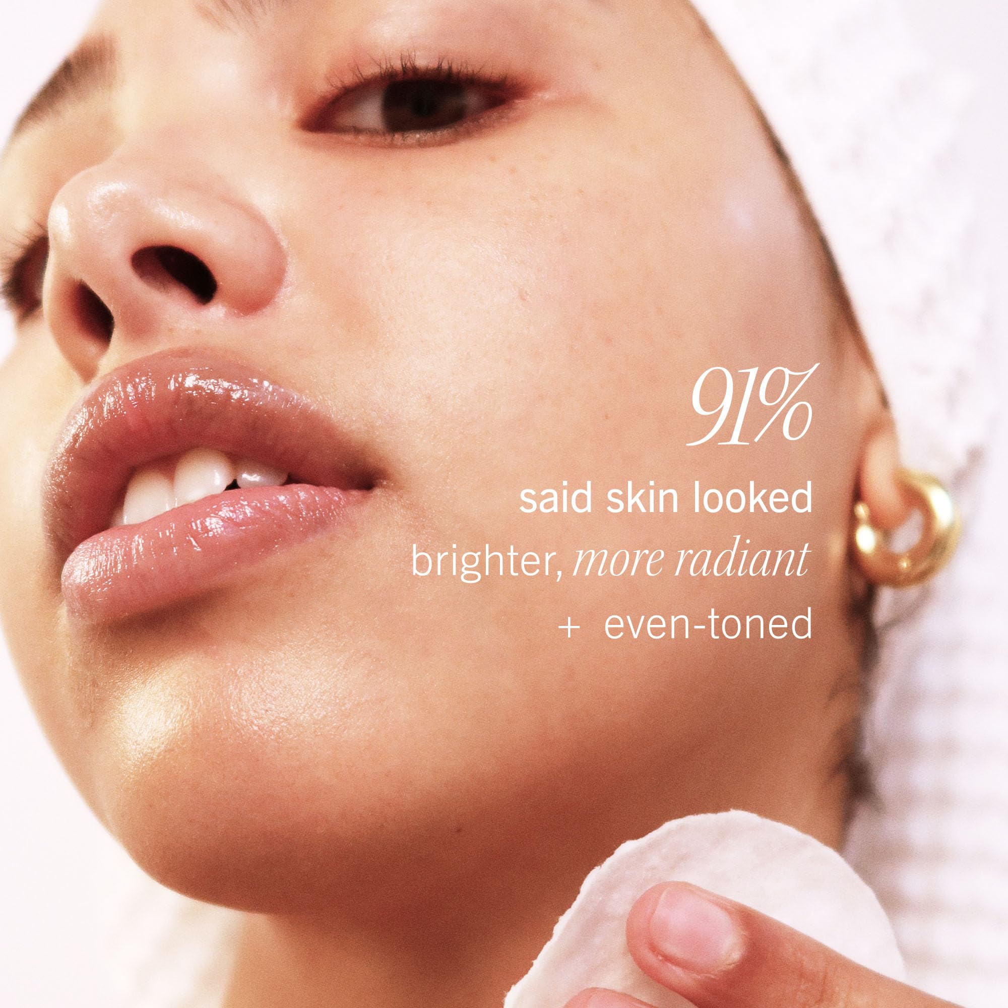 First Aid Beauty - Facial Radiance Pads with Glycolic & Lactic Acids, Daily Exfoliating Pads with AHA, Visibly Smaller Pores, Help Tone & Brighten Skin, One-Step Makeup Prep, Compostable, 28 First Aid Beauty Au supplements